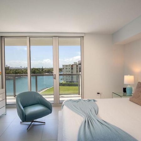 Acqua Bay Luxury Apartments Bay Harbor Islands Esterno foto